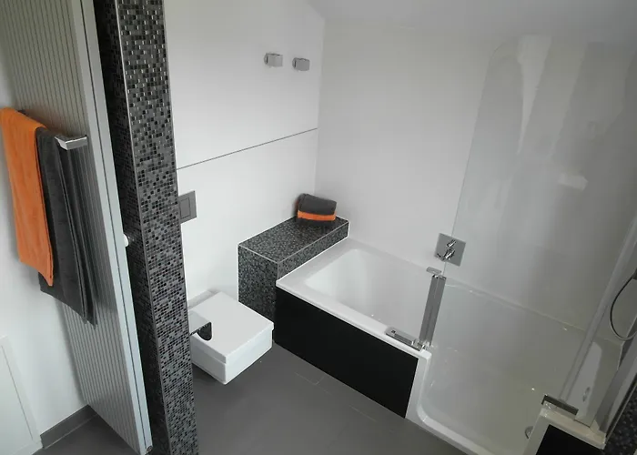 Zum Weissen Kreuz 3*